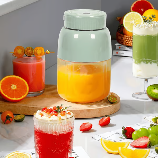 ⏳Begrenzte Zeit 50% Rabatt💥BPA-freie elektrische Zitruspresse, 480 ml, Strohhalm, zwei Deckel, tragbarer Mixer für Smoothies, Shakes, Essenszubereitung und Mixen von gefrorenen Zutaten – Outdoorfun