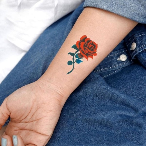 đŠTrendy 3D Tattoo Aufkleber