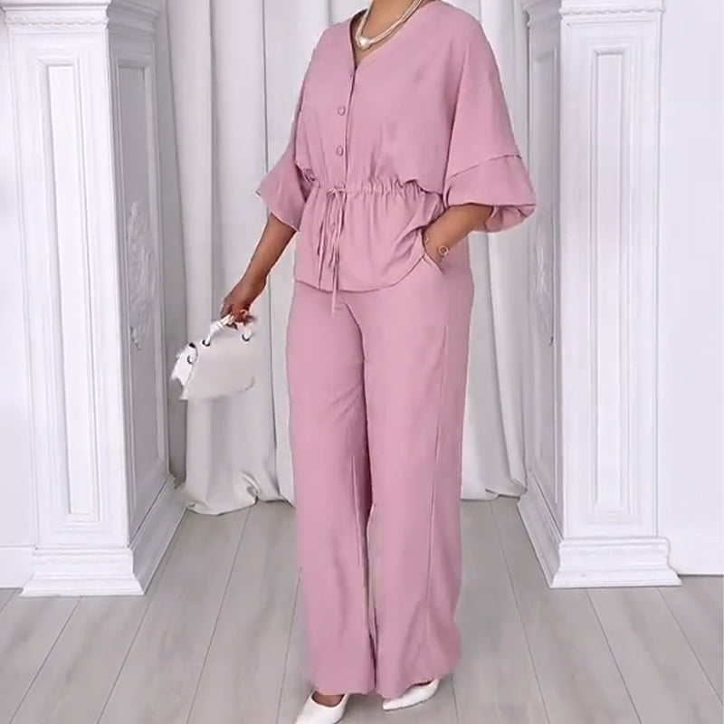 Damen-Set: Tailliertes Oberteil und weite Hose