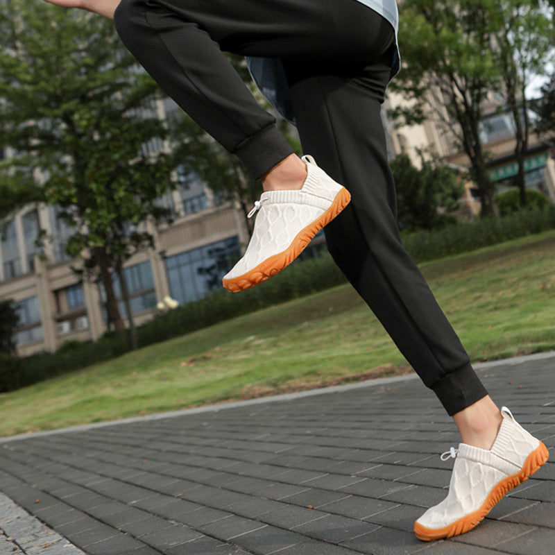 Rutschfeste, schnell trocknende Slip-On Sneaker aus Strick