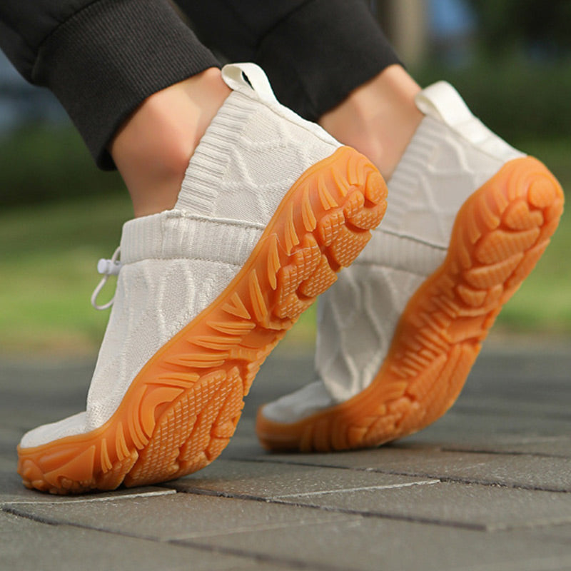 Rutschfeste, schnell trocknende Slip-On Sneaker aus Strick