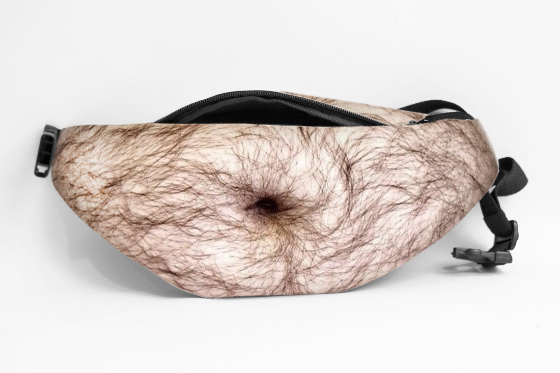 🥳Dadbag | Realistischer Fake-Bierbauch | Lustige Bauchtasche für Männer | Witziges Geschenk mit Bauchnabel und behaarter Brust | Verstellbarer schwarzer Riemen