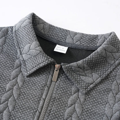 👔🧶 Lässiger Herrenpullover mit Halbreißverschluss – Zopfmuster für Wärme & Stil! Perfekt für Arbeit ✨ und Freizeit 🌿 aus nachhaltiger Baumwolle.
