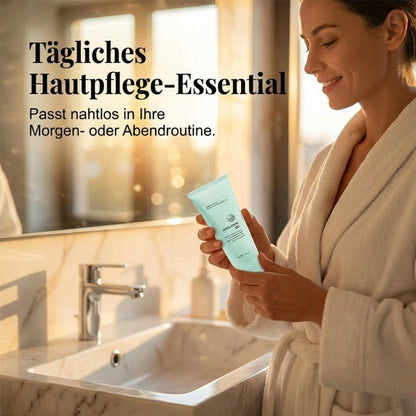 Kräuter-Exfoliating Gel mit Chlorella & Kollagen – Aufhellendes Peeling für glatte, reine Haut