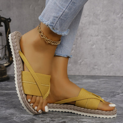 🩴 50% RABATT! 🔥 Sommerliche Bequeme Flip Flops für Frauen – Leicht, Rutschfest & Perfekt Für Strand, Pool & Sonnige Tage ☀️