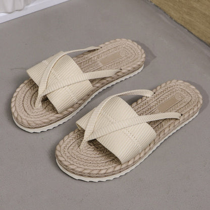 🩴 50% RABATT! 🔥 Sommerliche Bequeme Flip Flops für Frauen – Leicht, Rutschfest & Perfekt Für Strand, Pool & Sonnige Tage ☀️