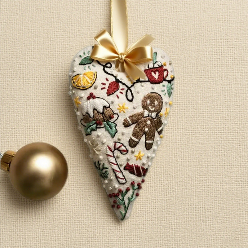Herzförmiges Handstickerei-Weihnachtsset