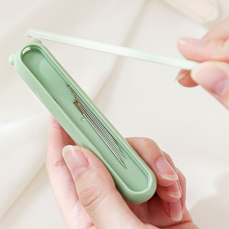 2-in-1 Threading & Seam-Ripping Tool