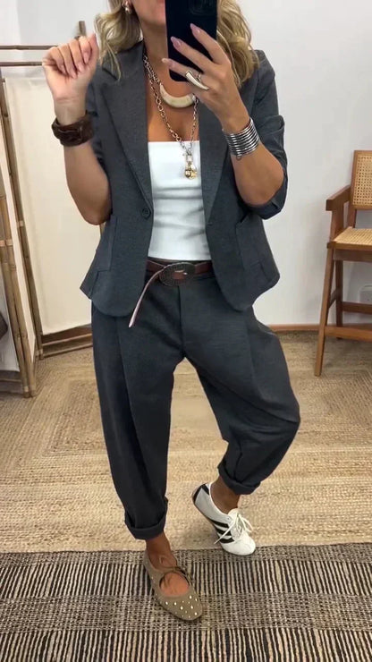Damen Business-Anzug – Blazer mit Kragen & Hose, Bügelfrei & Klassischer Look 👖