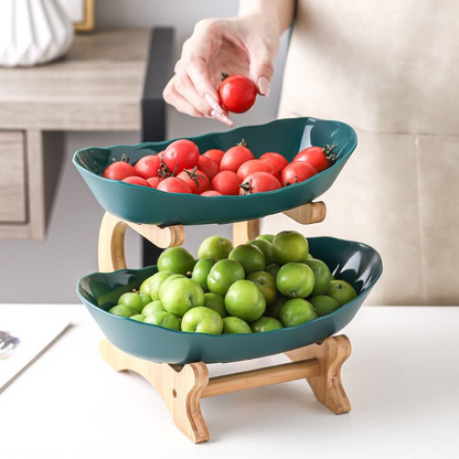 Dreistöckige Obstschale mit Holzständer