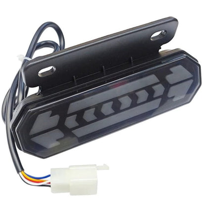 Integrierte multifunktionale LED-Lichtleiste für Brems- und Blinksignale