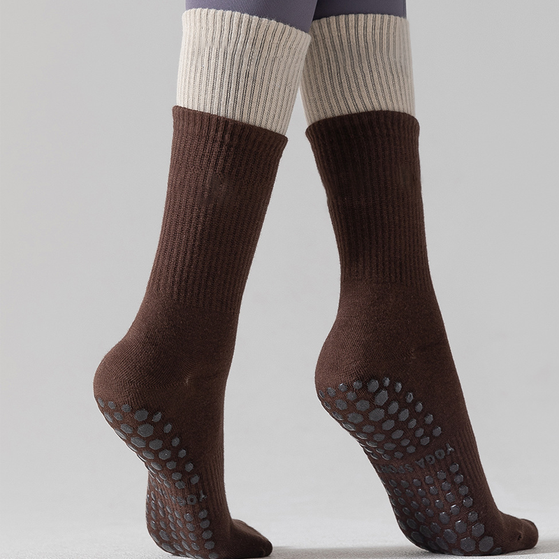 🧦 Wolkenweiche Pilates-Crew-Grip-Socken