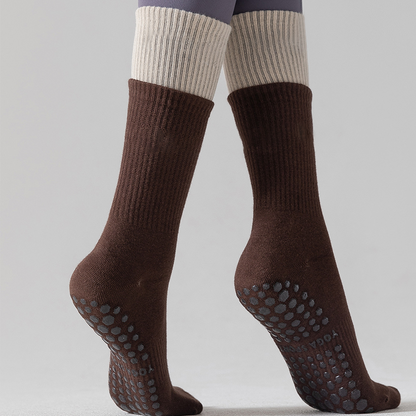 🧦 Wolkenweiche Pilates-Crew-Grip-Socken