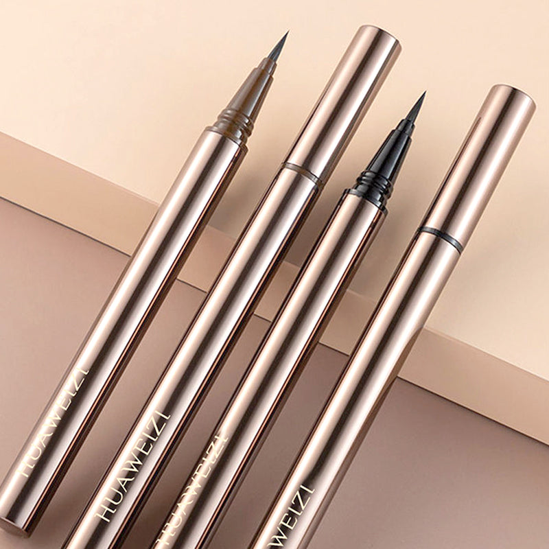 ✨️Der Favorit der Visagisten auf dem roten Teppich – jetzt 50 % reduziert! Wischfester, wasserfester und langanhaltender Eyeliner-Stift