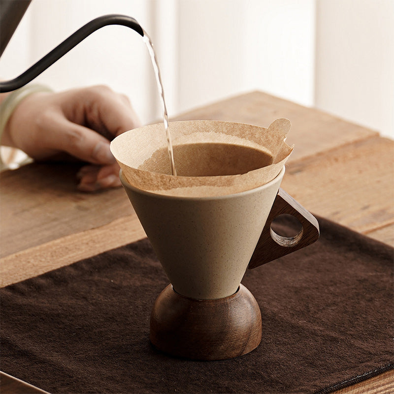 ☕ 50 % RABATT! 🍂 Vintage-Kaffeetasse – Holzgriff & Untertasse – Stilvoll & rustikal – Handgefertigte Keramik mit ergonomischen Holzelementen ✨