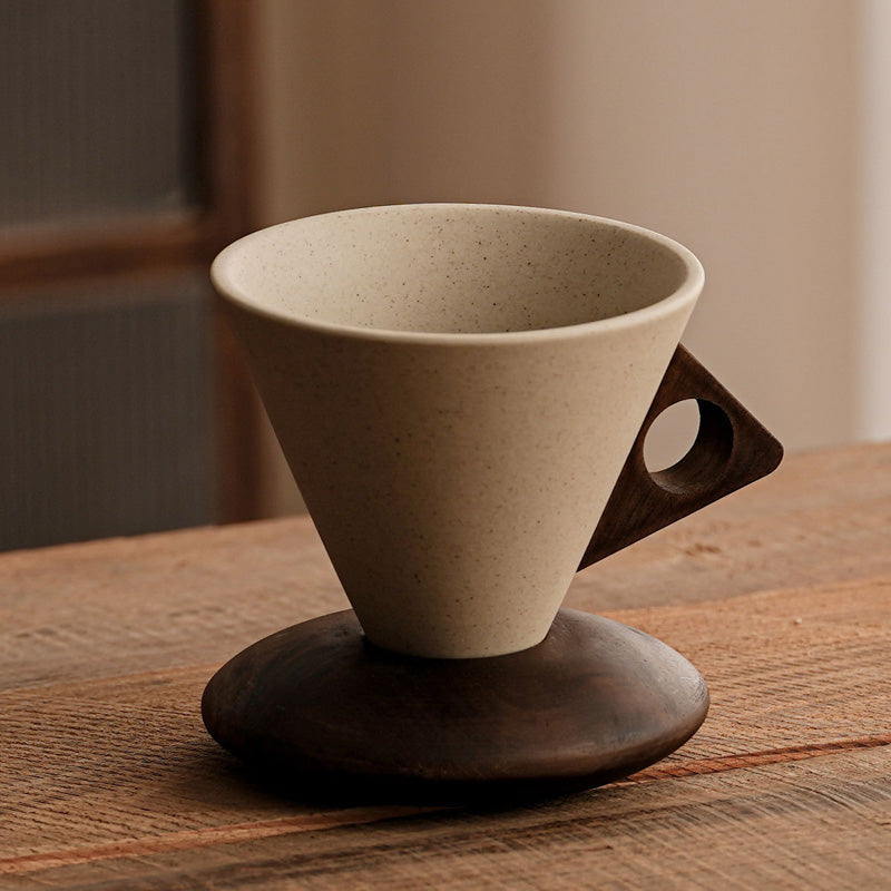 ☕ 50 % RABATT! 🍂 Vintage-Kaffeetasse – Holzgriff & Untertasse – Stilvoll & rustikal – Handgefertigte Keramik mit ergonomischen Holzelementen ✨